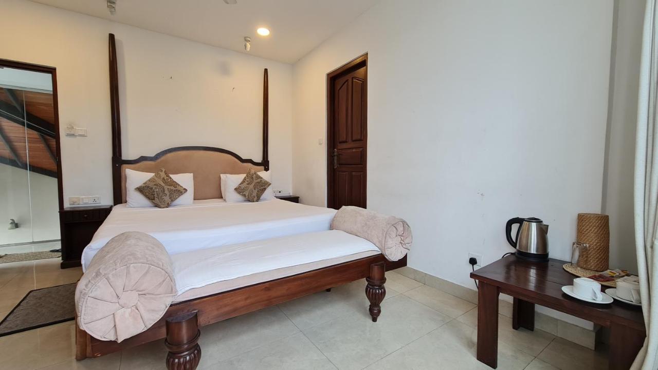 Quick Stop Inn Kandy Eksteriør billede