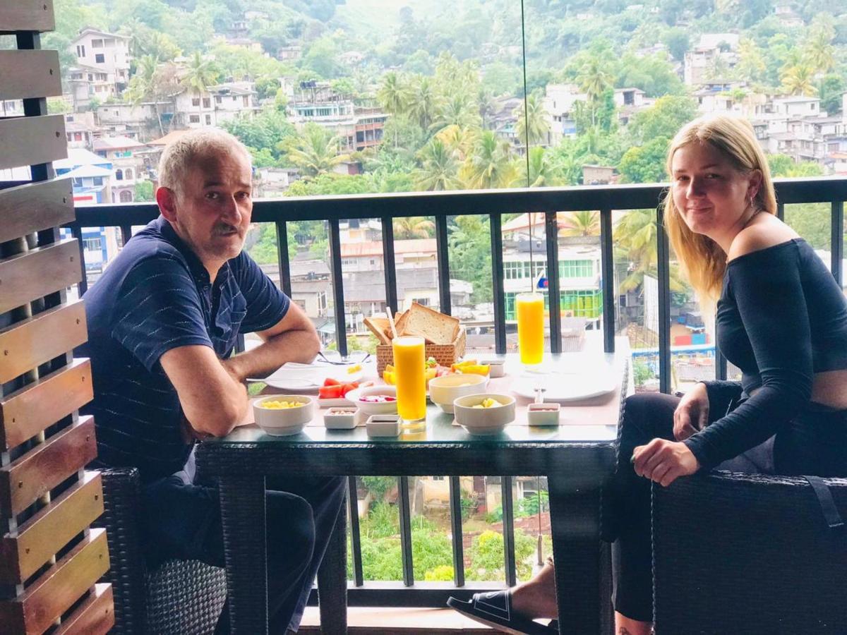 Quick Stop Inn Kandy Eksteriør billede