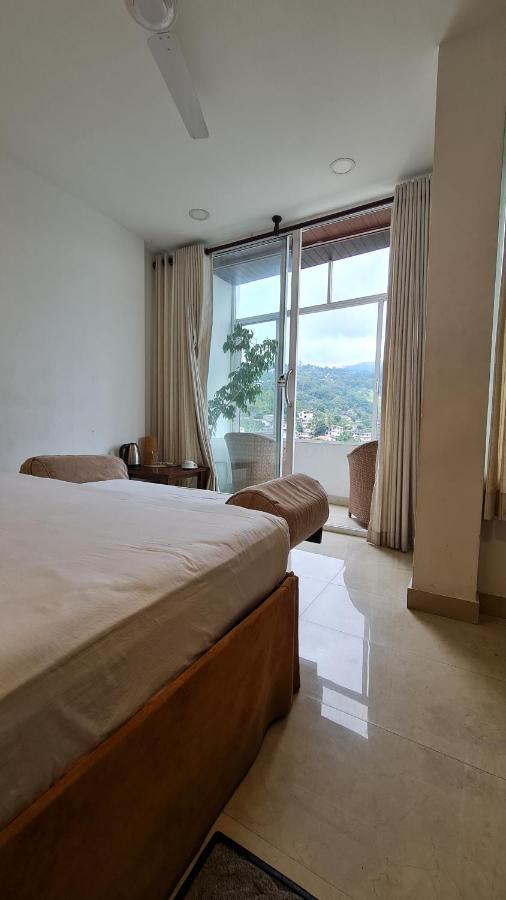Quick Stop Inn Kandy Eksteriør billede