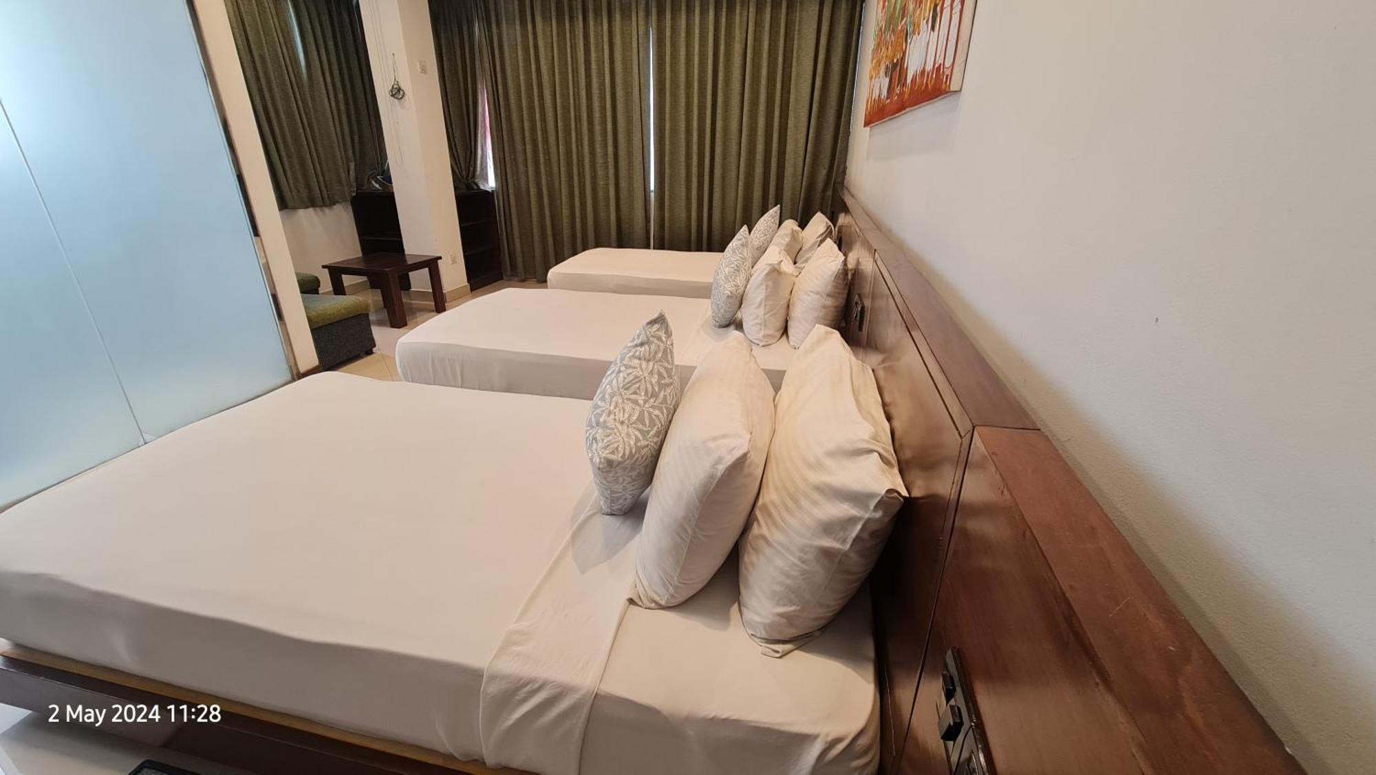 Quick Stop Inn Kandy Eksteriør billede